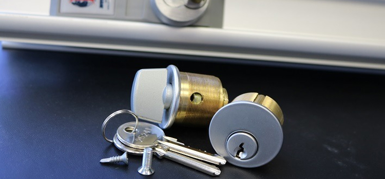 Commercial Lock Installation Earlimart